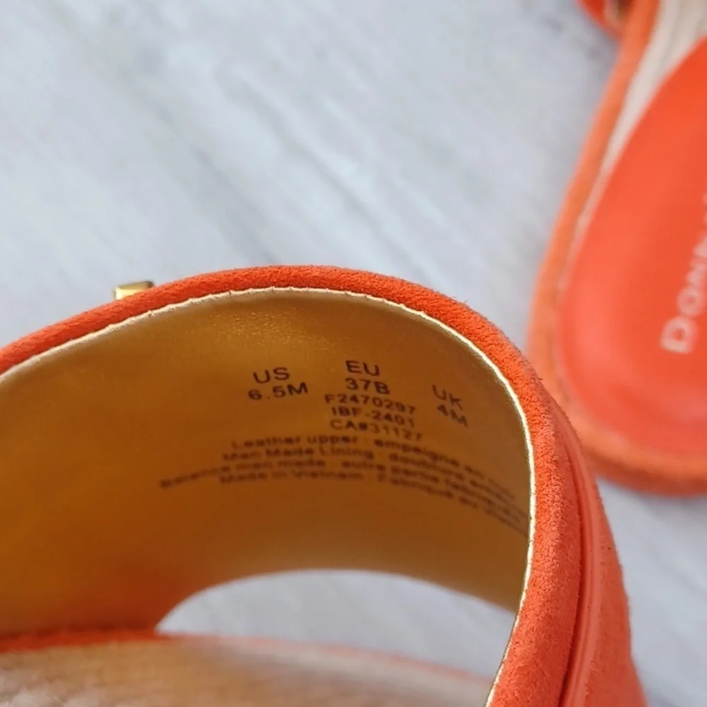 Donna Karan Taci Flat Slide NIB